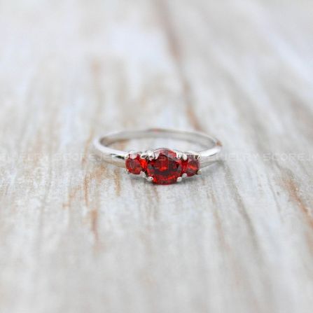 Details about   Round Cut Garnet 925 Sterling Silver & Three Stone Cocktail Ring 
