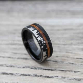 Wolf Ring, Bear Ring, Forest Scene Ring, Mountain Scene Ring, Hunting Ring, Forest Scene Design, Hunting Wedding Ring