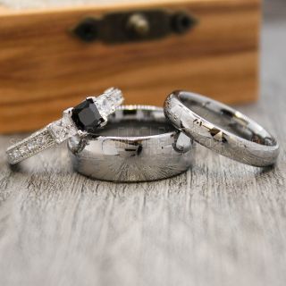 Zelda Rings, Couple Rings, Gamer Rings, Gamer Wedding Rings, Legend of Zelda Rings, Triforce Rings, Zelda Wedding Rings, Zelda Wedding Bands, Zelda Triforce Rings