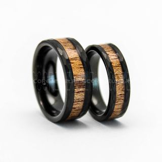 2 Piece Couple Set Hammered Tungsten Rings, Koa Wood Rings, Black Tungsten Wedding Bands, Hammered Wedding Bands, Black Hammered Wedding Rings